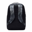 BOLSO TRAINING NIKE NK BRSLA M BKPK 9.5 CAMO AOP IRON GREY/BLACK/(LTSKGY)